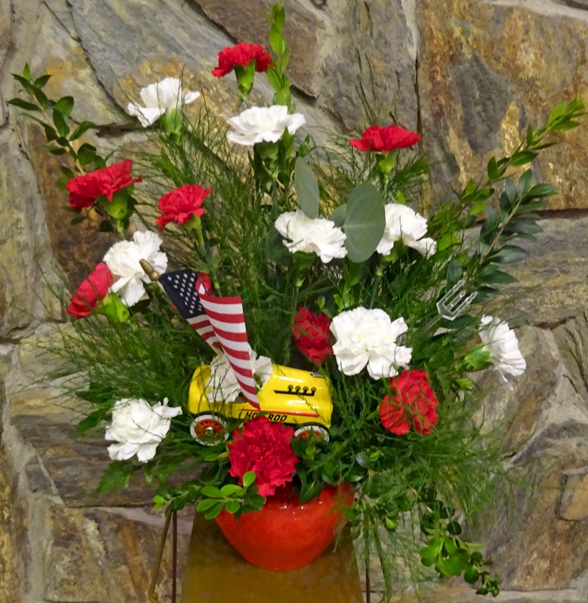 Flowers from Zoni Riggins Thorson & Family and Jan Riggins Schaefer & Family