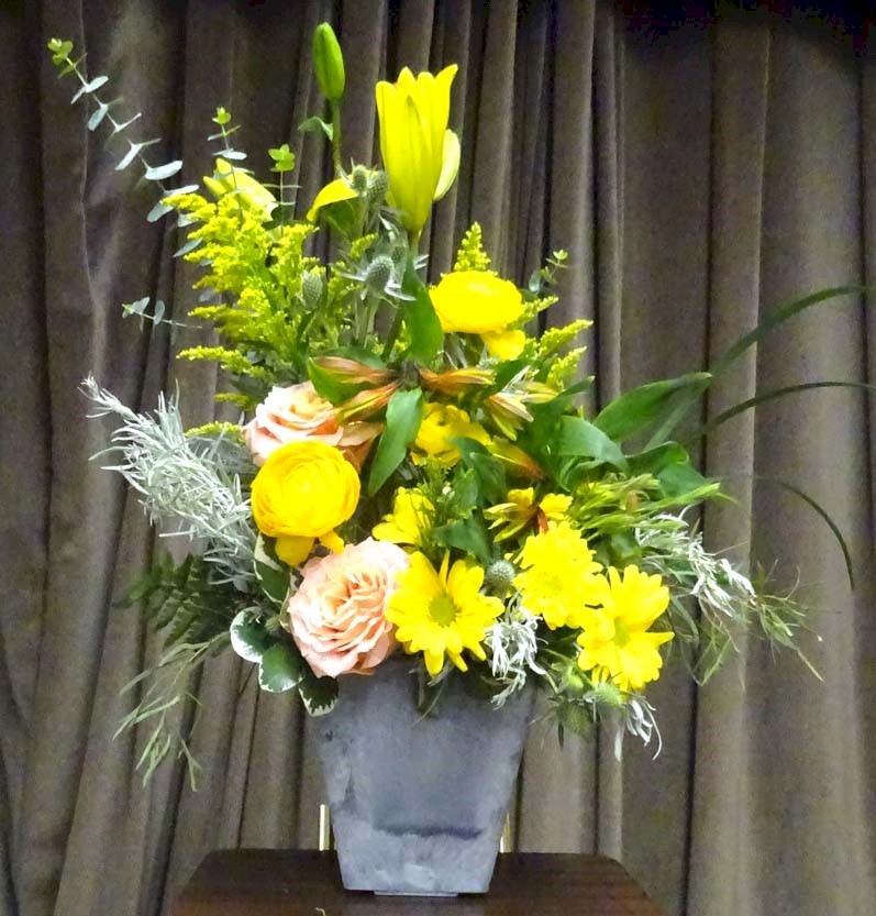 Flowers from Philip and Irene Hansen
Janet Hansen