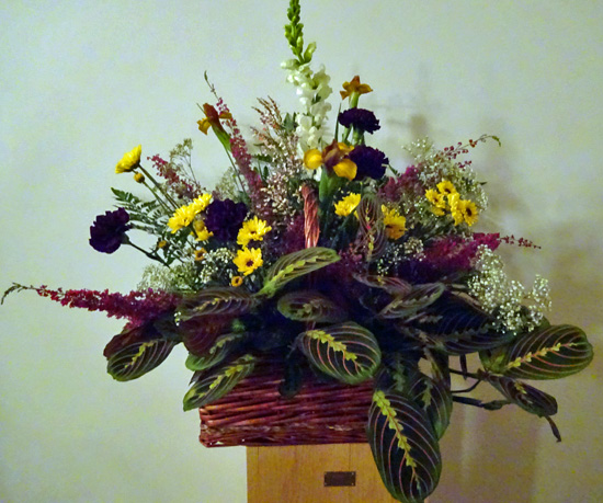 Flowers from Lois Bennett, Orvil & Kathy Davis, Glenn & Jan Davis