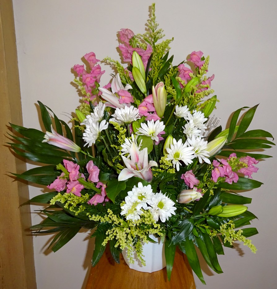 Flowers from Jim & Audra Scheel, Clayton & Andrea Word, Elizabeth Word, and Clay & Laura Duxbury