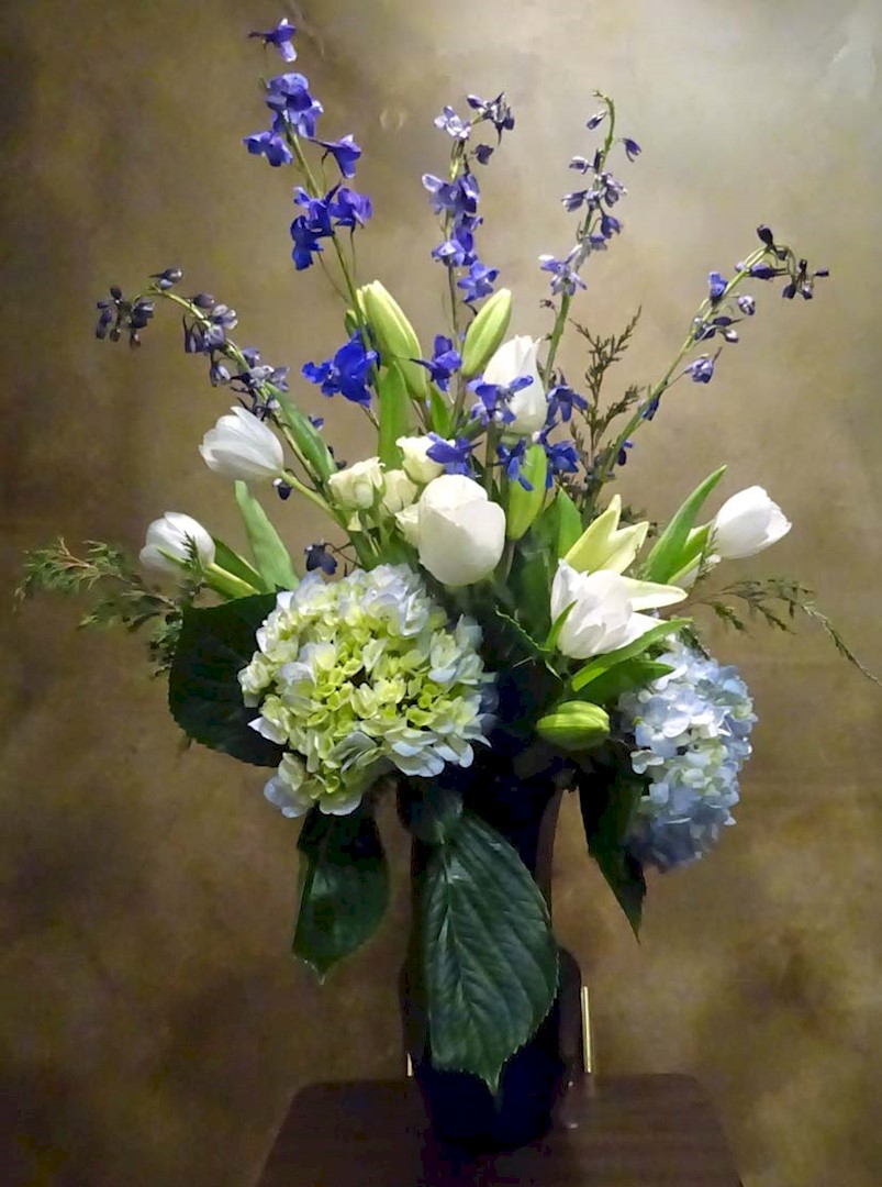 Flowers from The Family of Bill and Shirley Buls - Becky, Bobby, Ben, and Brad