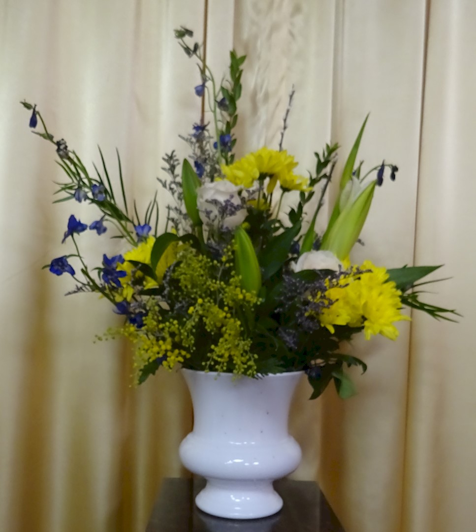 Flowers from Kelly, Cathy, Amanda, and Lauren Kramer