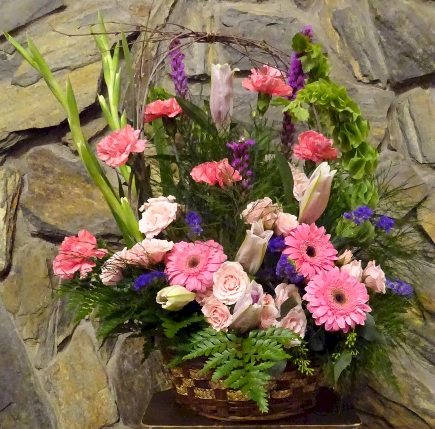 Flowers from Vern and Bonita May, Robert May, and Lois Greger (Reimer)