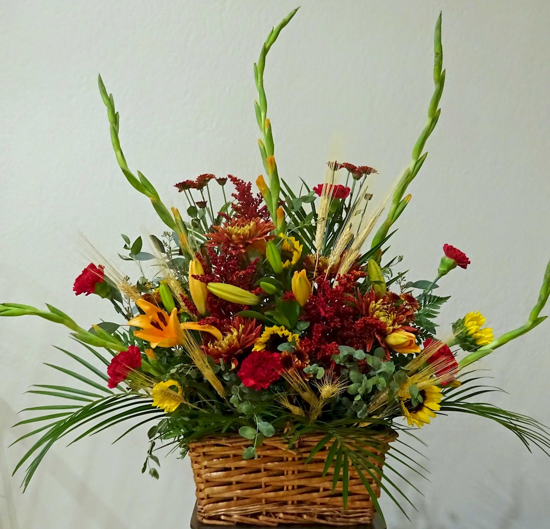 Flowers from Keith and Bunny Berry
Joni Hunt, Patricia Swicegood
Bobbb Stanfill and Families