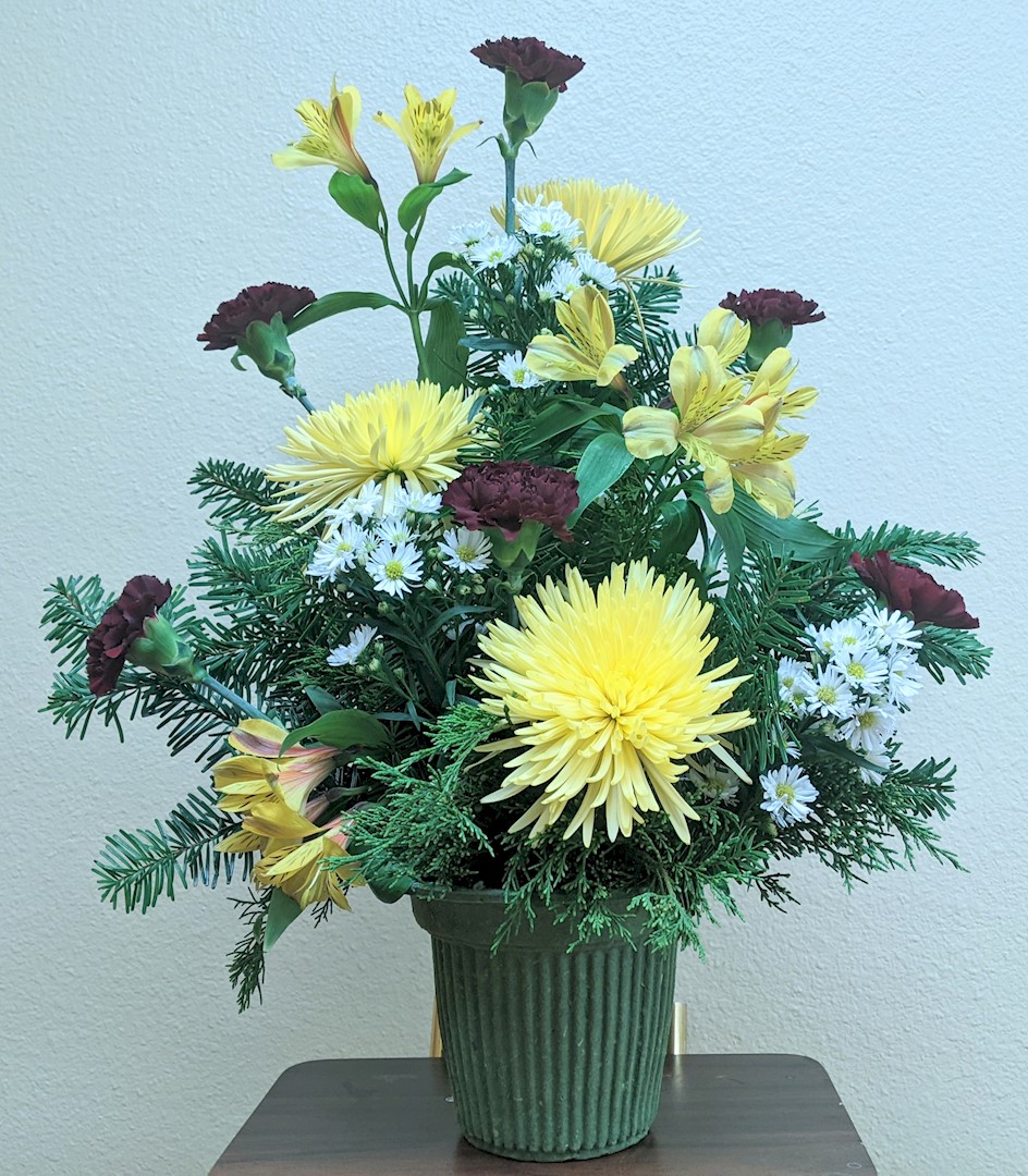 Flowers from George and Linda Boddy; Jeanne Toay; Bill and Nancy Barrett; and Jeff and JoDee Bryan