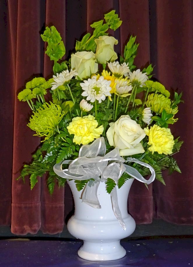 Flowers from Roy & Rose, Roy & Linda, and Randy & Melissa & Boys