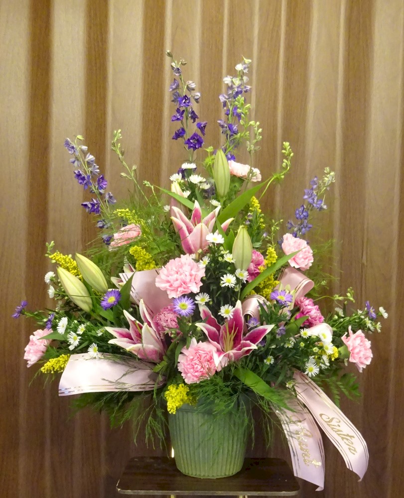 Flowers from "Sister"
"Aunt"