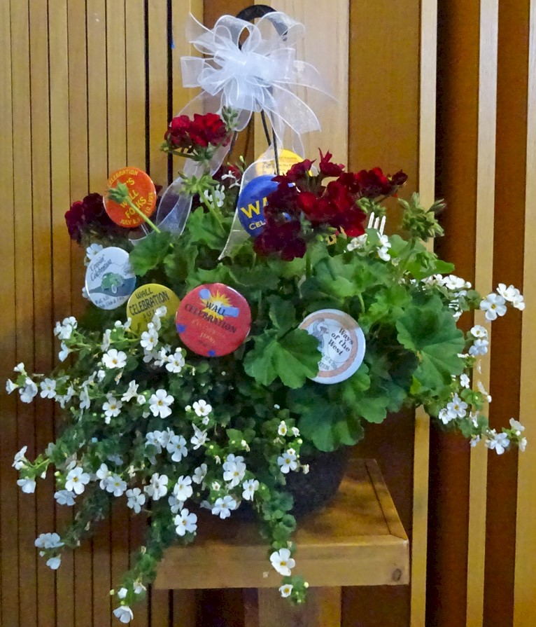 Flowers from Wall Celebration Committee