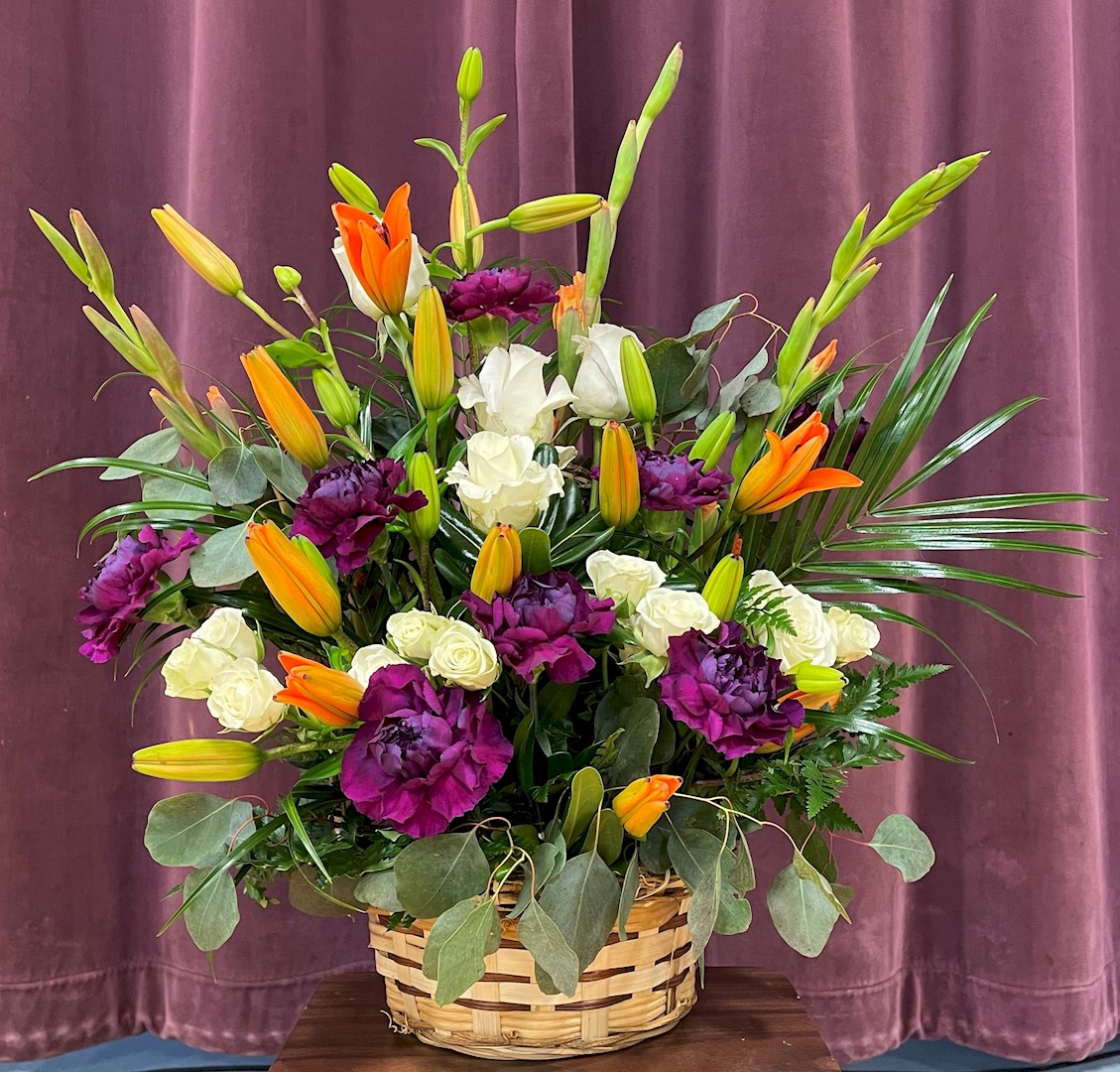 Flowers from Julie Koester, Nick, Janice, Tom, and Cindy