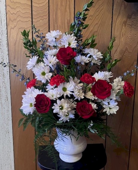 Flowers from Charlie Kuhn
Worldwide Auctioneers