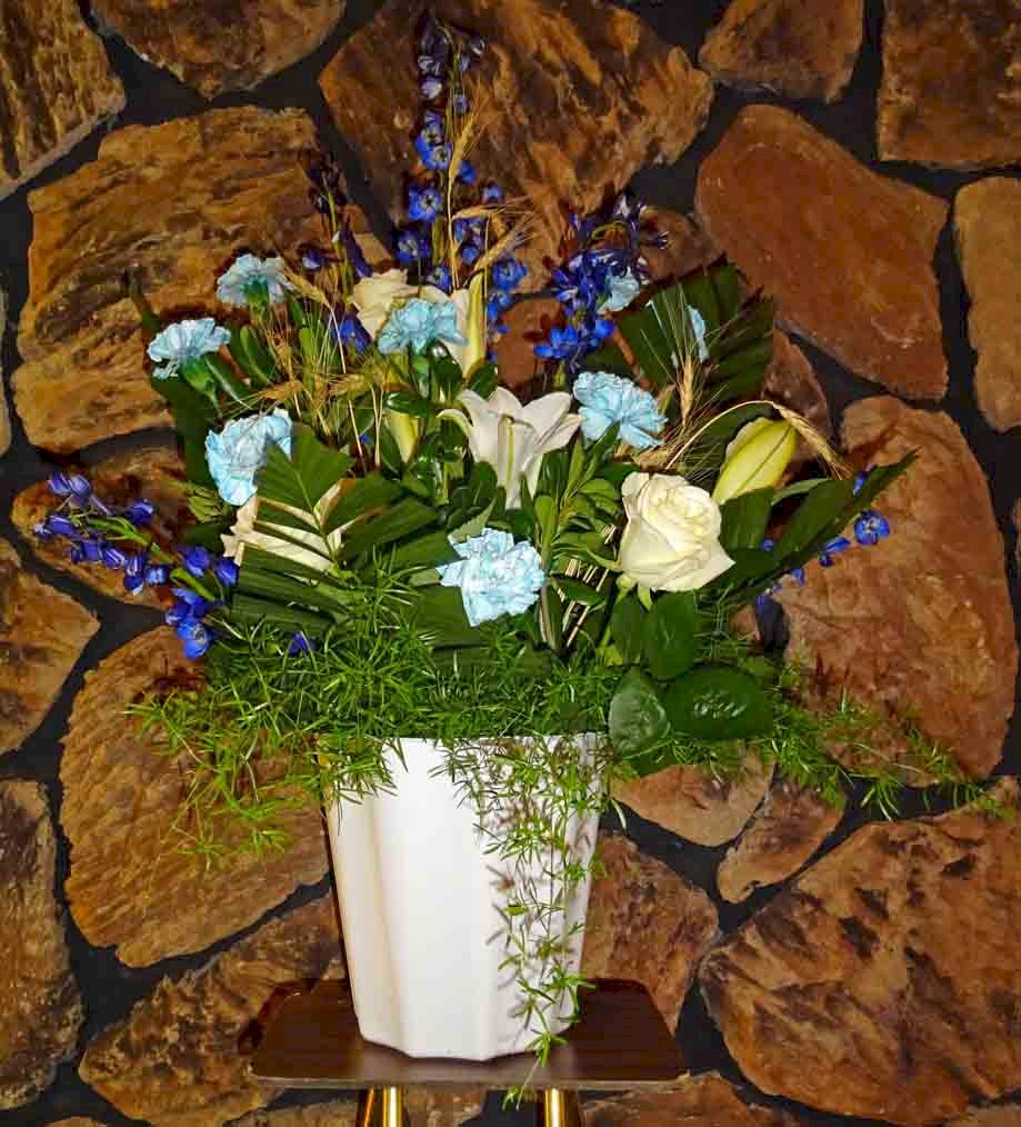 Flowers from Deb & Ross Collins, Rick & Robin Muir, Doug & Holly Sharp, and Sheri Traupel and Families