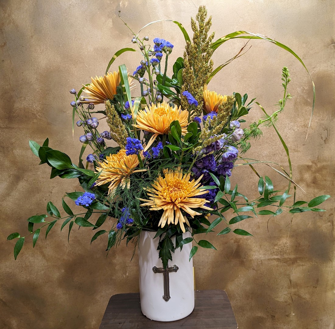 Flowers from Andy, Kylie, and Hallie Hohwieler