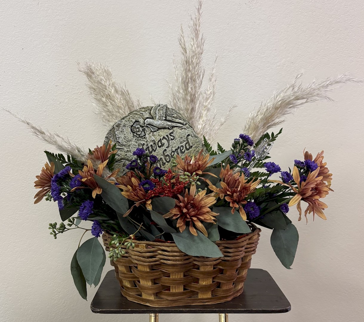 Flowers from Bonnie, Owen, Tia, Tara, Tayta, Joshua, Kassidy, Kwincy, and Families