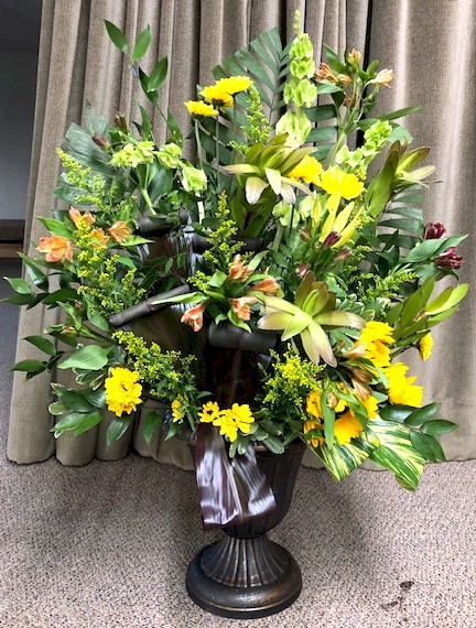 Flowers from Pete Lien and Sons Team