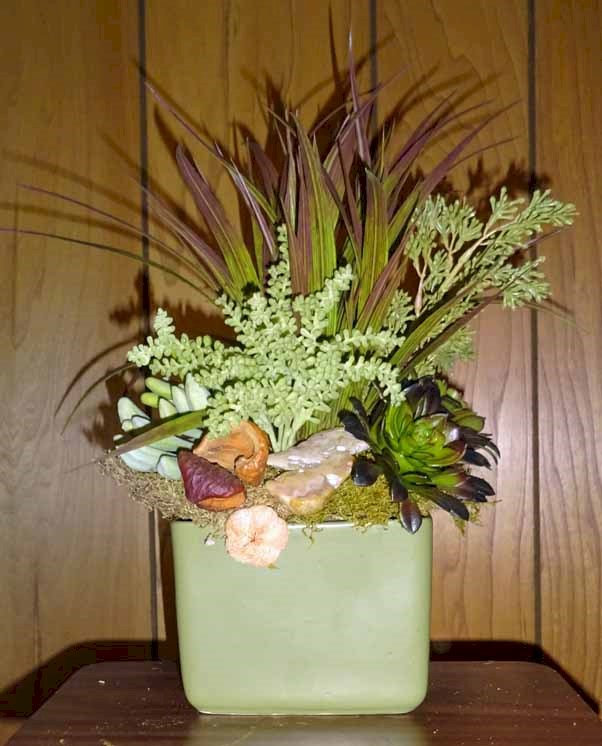 Flowers from Cade and Desi Mowry