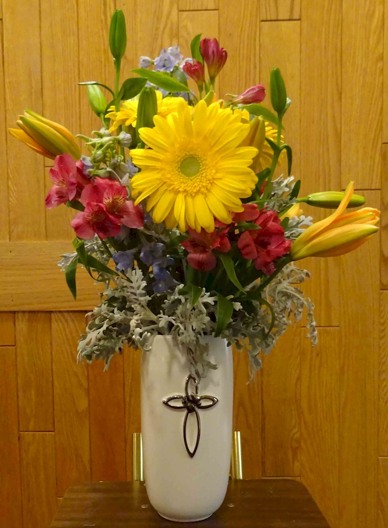 Flowers from Dick & Kay Thompson-Tieszen