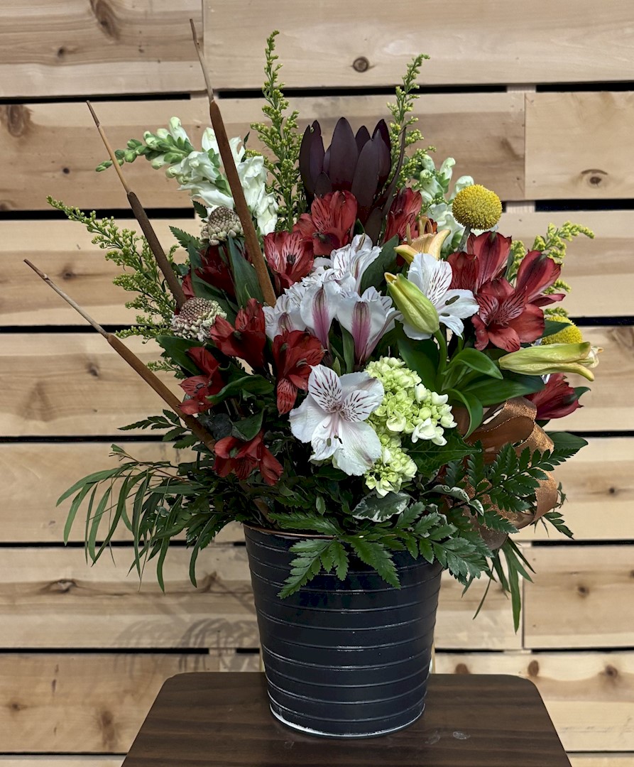 Flowers from Oelrichs Historical Society and the Oelrichs Cemetery Association