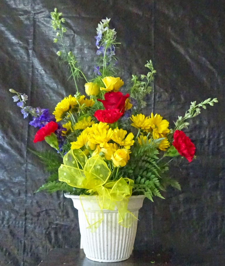 Flowers from Jerry and Stevie Sharp and Family