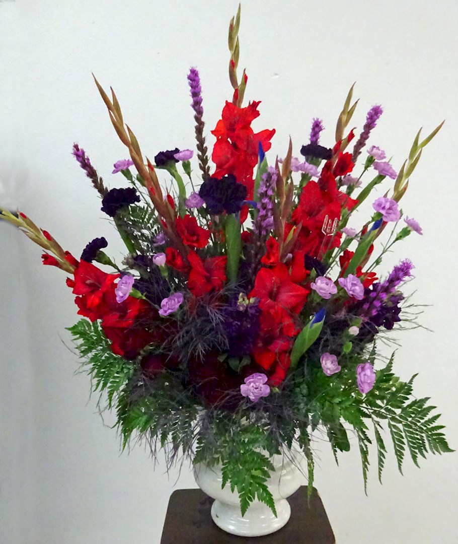 Flowers from John & Sandy Daly, Brent & Irene Daly, Tad & Tracy Daly, and Jamie & Albert Lyn
