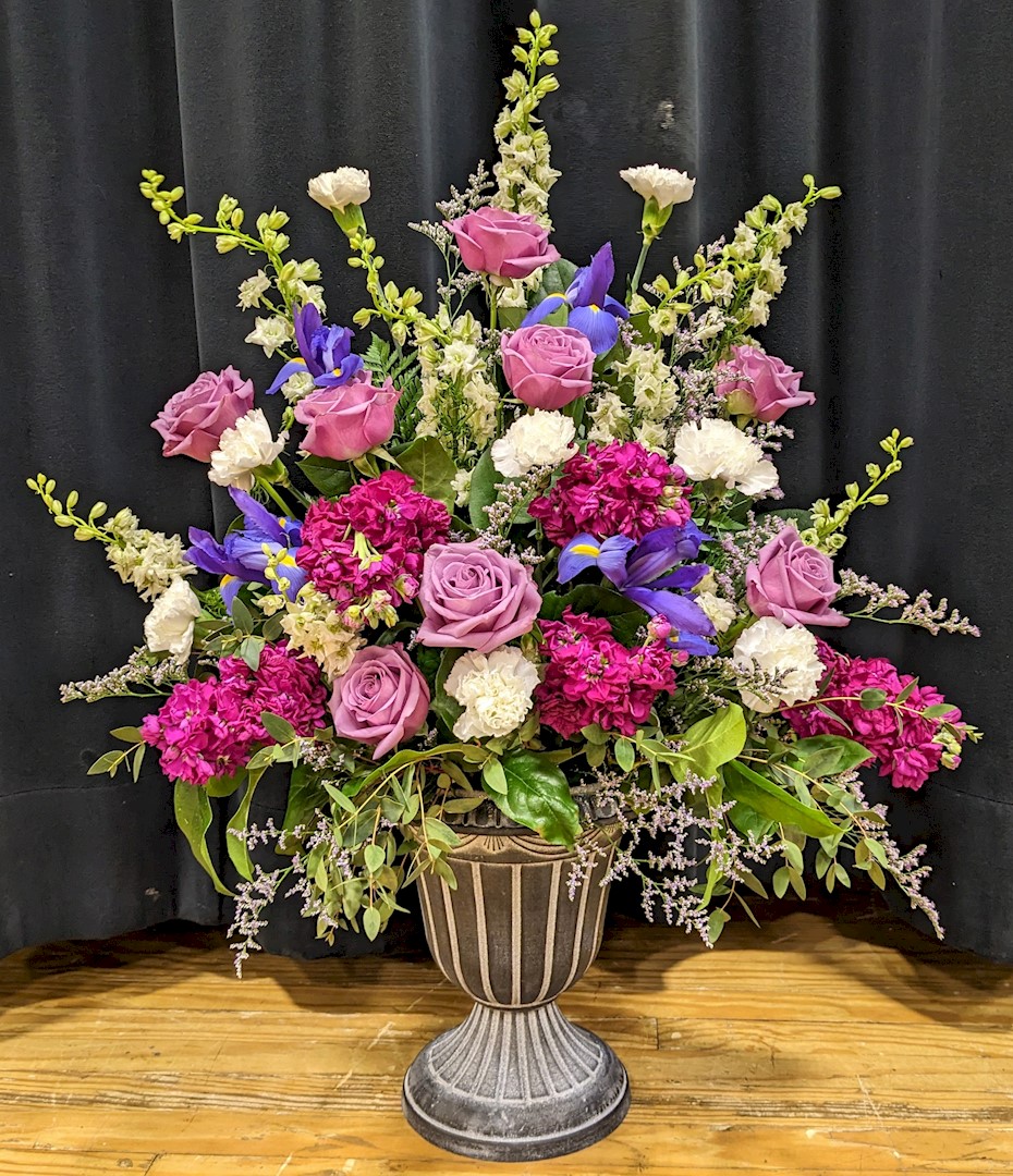 Flowers from Terry, Patsy, and Family; Dave, April, Missy, Travis, Christy, Brian, and Tim; and great-nieces and nephews